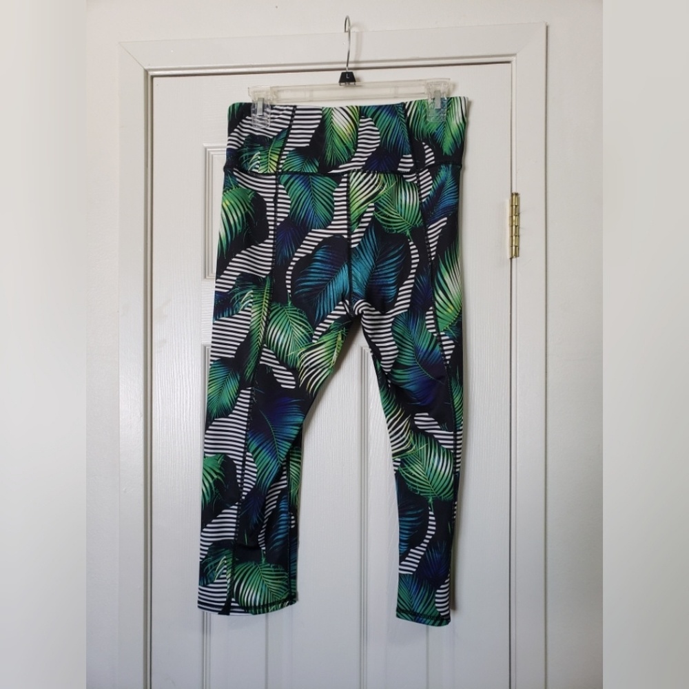 Betsy Johnson workout leggings